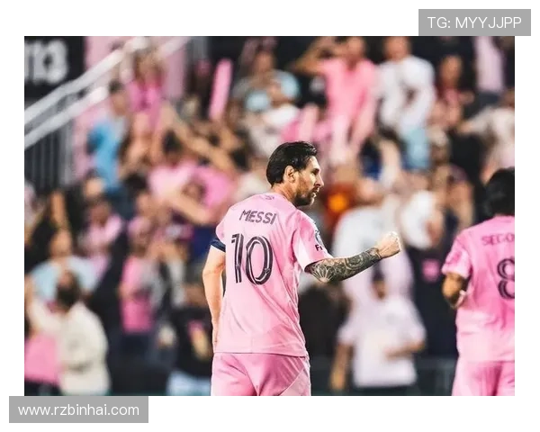 迈阿密半场逆转梅西二射首胜